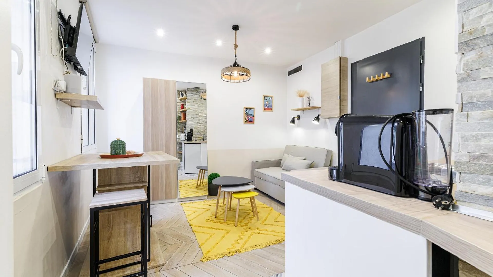 Ultra Central 1 Bdr - Ac Nice 0*,  France